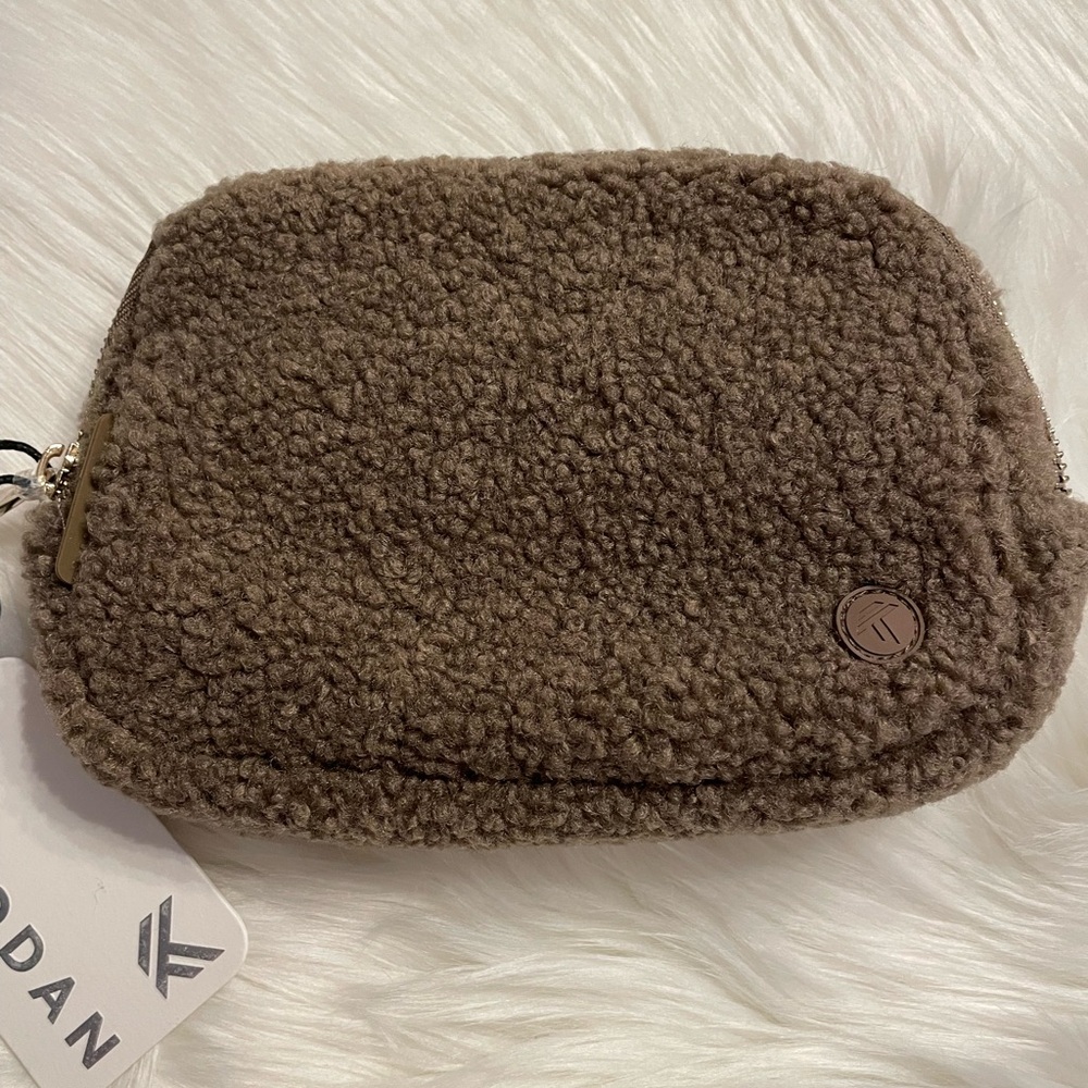 Kyodan, Sherpa Belt Bag, Fanny Pack, Crossbody, Pockets, NWT